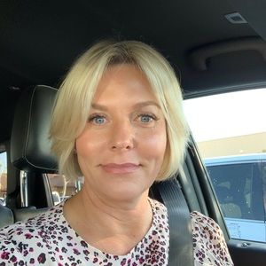 Meet your Posher, Sally